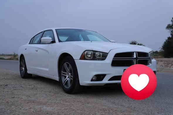 جارجر 14 سيارة نضيفه وممتعوبه مال جناي سيارة بيها ظربة جاملغ خلفي وقبق جنط مبدل فقط والباقي بدون صبغ وبيها بارد قليل مكينة كير خير من الله تبريد تتفأة شغاله رقم اربيل تريد تحويل تريد وكاله السعر 156 وبيها مجال قليل مكاني واسط رقم الهاتف 
***********،،***********
