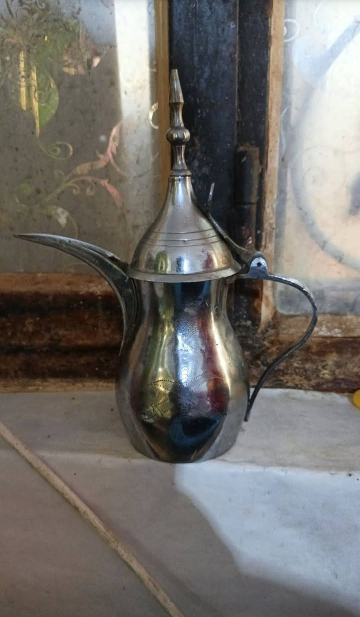 السلام عليكم دلة مطليه بلفضه


**إذا كنت صاحب هذا الإعلان وتريد حذفه لأي سبب، رجاءا أرسل رسالة إلى الدعم الفني**