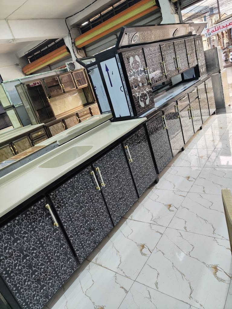 كاونترات المنيوم  شغل موصل 
العنوان موصل الجانب الأيمن شارع النبي شيت معرض الإمارات *********** واتساب 
*********** موصل, نينوى
