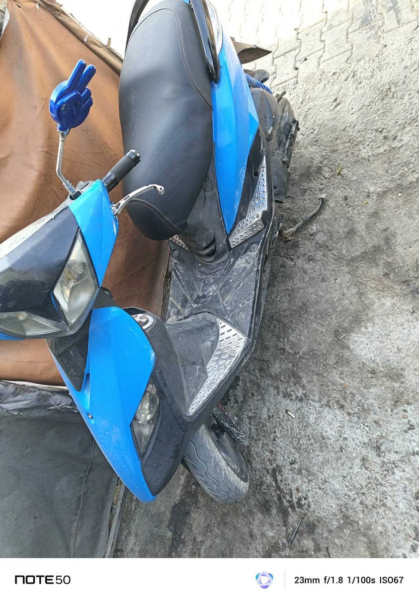 سلام عليكم دراجه ثعلب للبيع رياضي مكفولة كفاله عامه السعر ٨٠٠ أو بيها مجال السعر ***********
