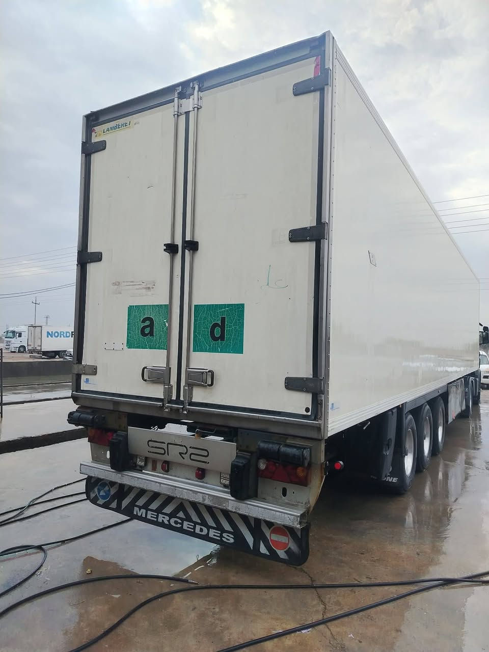 للبيع براد لنمرت 2008 رتفاع ستندر سمك7 دسك بريك ويل كروم بدون منفيس جهازSL200e ابو وركه***********
