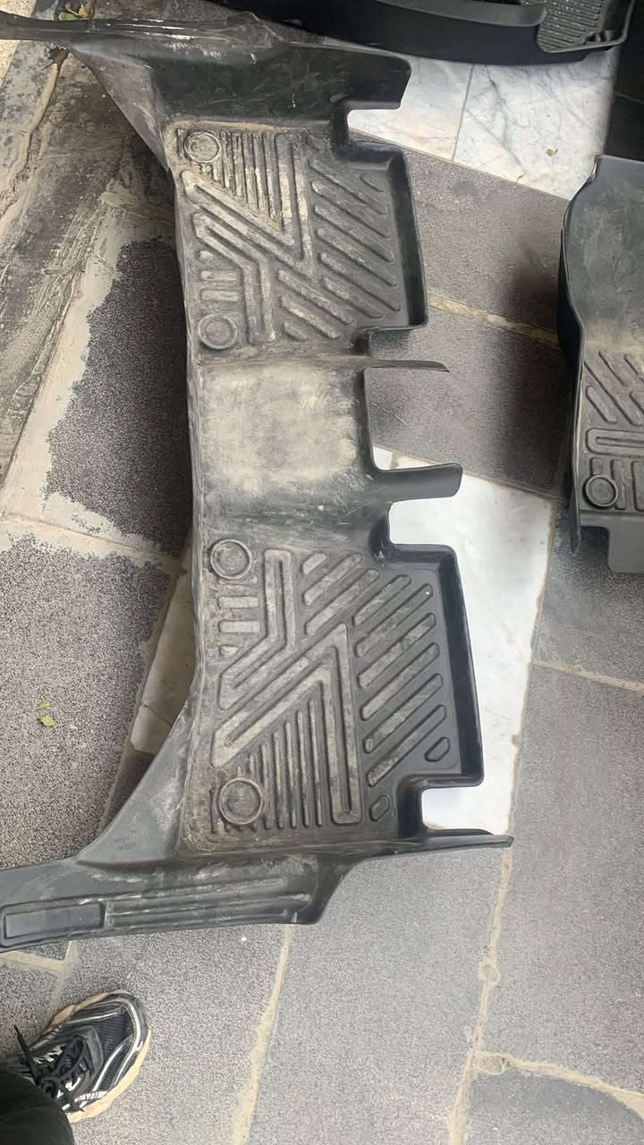 سلام عليكم غراض كورله جيد ستخدام قليل كل قطعه سعره شكل وأسعار كلششش رخيصه مكاني كراده ***********
