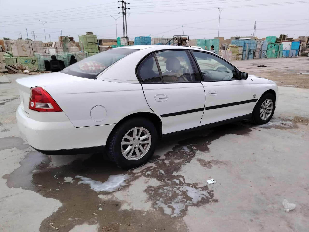 السلام علكيم  شوفرليت لومينا  موديل ٢٠٠٤ مكينه وكير فيفتي سياره جاهزه مابيها نقص سياره مزاد بابل وبيها وكاله السعر ٣٢ بيها مجال لشراي ٠***********
