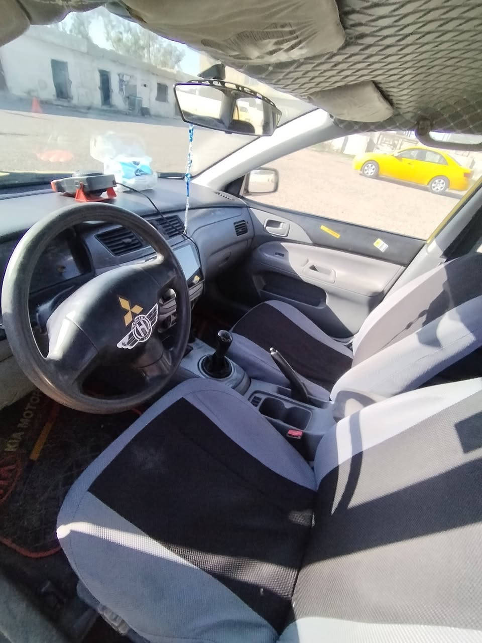 للبيع سياره لانسر موديل ٢٠١٠ للاستفسار لاتصال ***********
