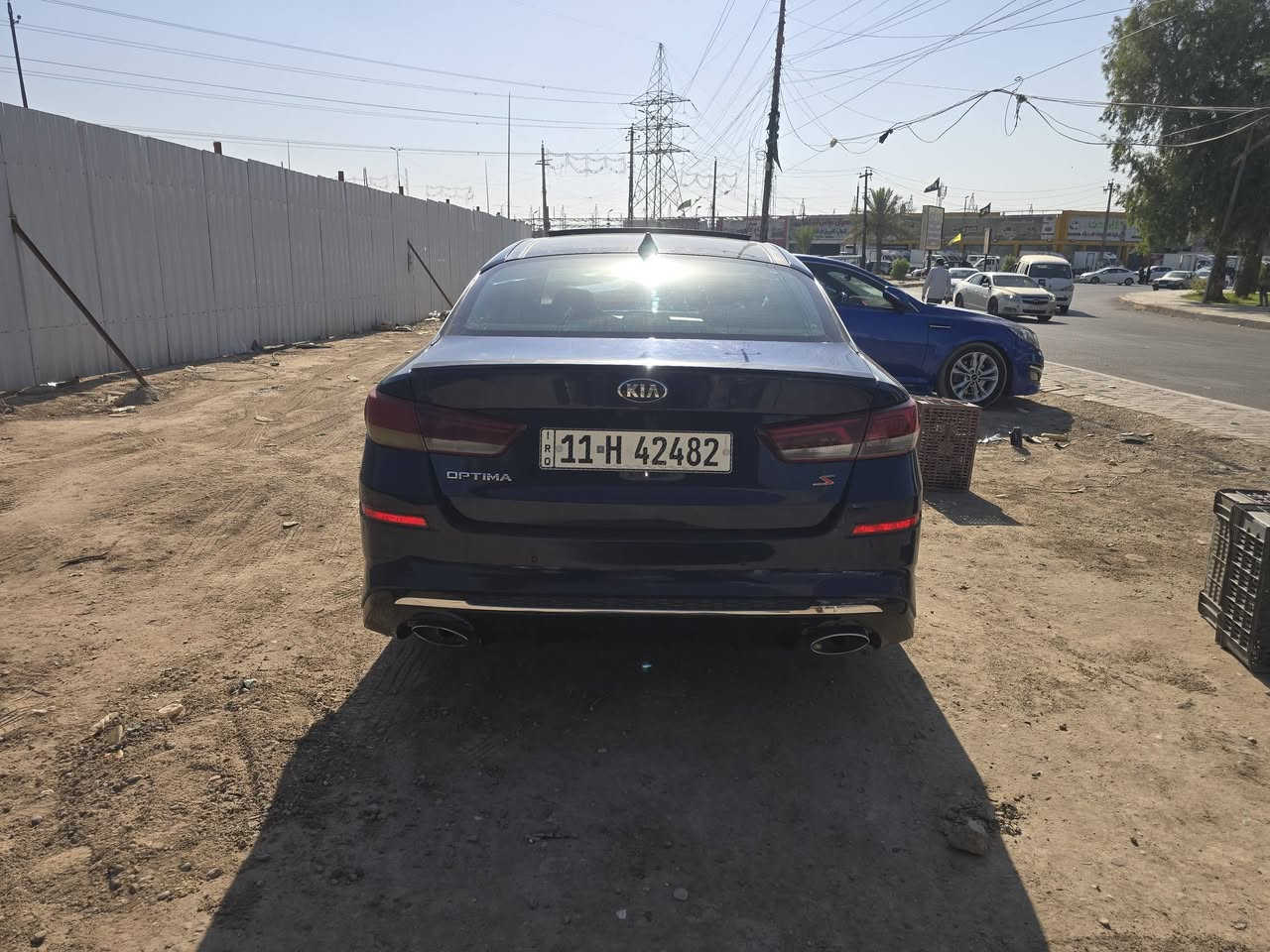 أوبتيما 2019 فئة S، بانوراما، طكتين، كرسي السائق كهرباء 6 وضعيات مقاعد نصف جلد، دبل كزوز. رادارات 360، كاميرا خلفية، حساسات، تبريد، مناخين للراكب وللسائق  مرآة تعتيم أوتو، مرايا كهرباء، بصمة تشغيل، بصمة أبواب، شنطة ذكية، محرك 2400 GDI. مكفول، تنقيص تبخير بجم كبس، حادث باب السائق والباب الخلفي. رقم بغداد باسمي، السعر 129 وبها مجال بسيط.


**إذا كنت صاحب هذا الإعلان وتريد حذفه لأي سبب، رجاءا أرسل رسالة إلى الدعم الفني**