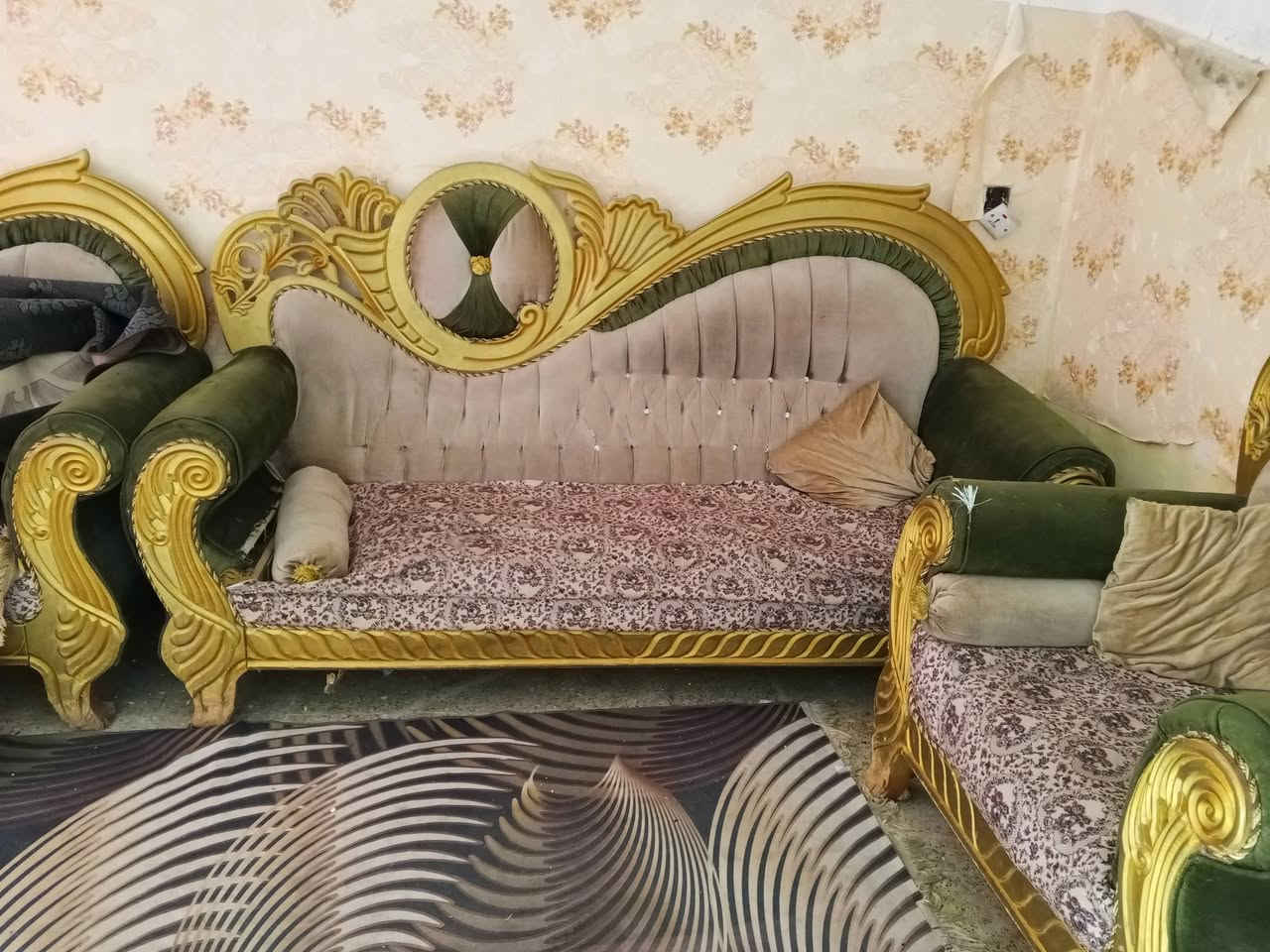 10مقاعد سعر 125الف بي اضرار بصيطه


**إذا كنت صاحب هذا الإعلان وتريد حذفه لأي سبب، رجاءا أرسل رسالة إلى الدعم الفني**