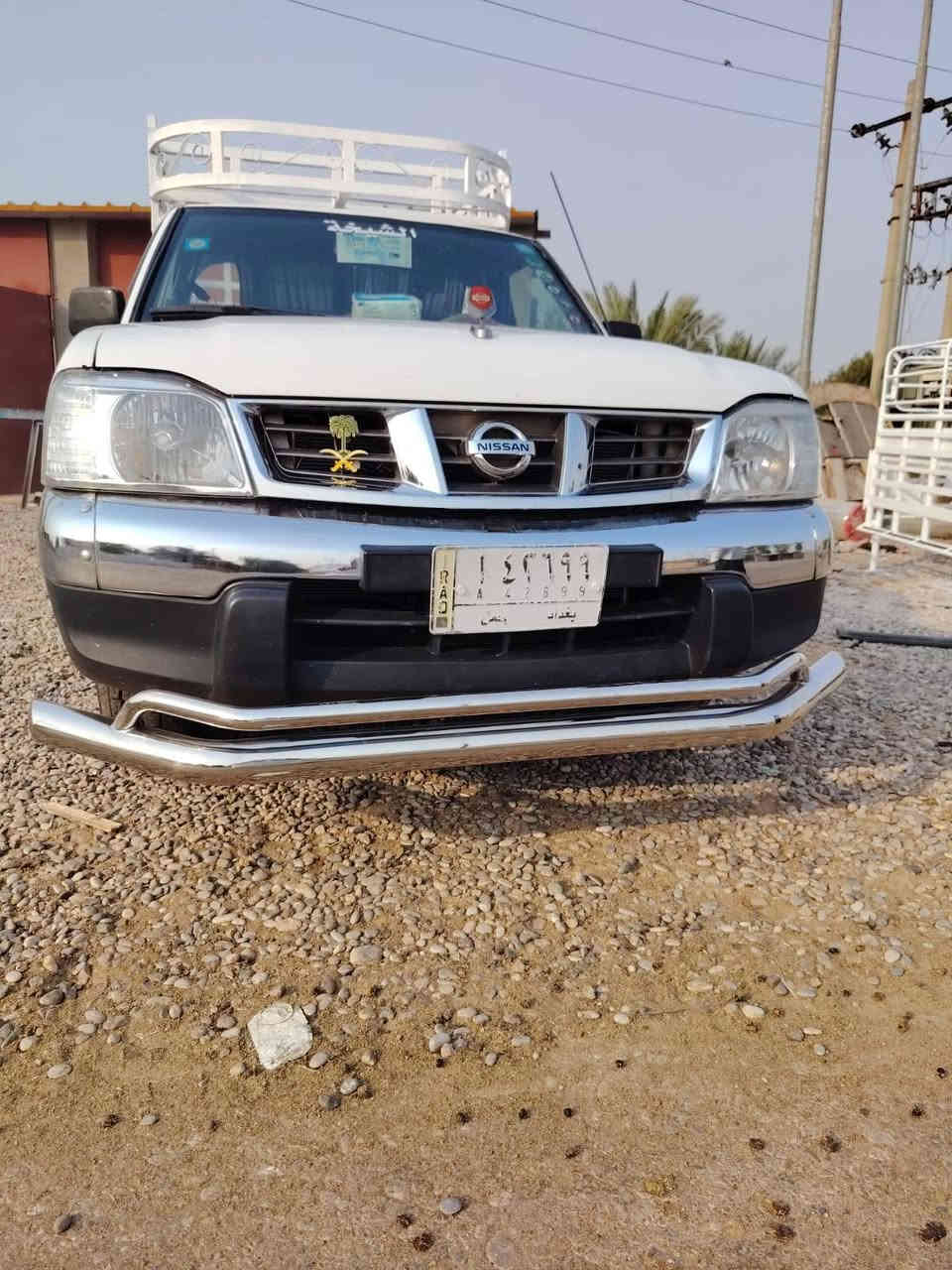 اسلام عليكم  نيسان صبغ عام لجمالية كير او مكينة 14موديل 2002 محدثة 14رقم بغداد دولي سعر 83بيهة مجال سنوية جديدةرقم تلفون *********** مكان ديالي خانقين
