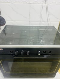 طباخ • خمس عيون • مستخدم