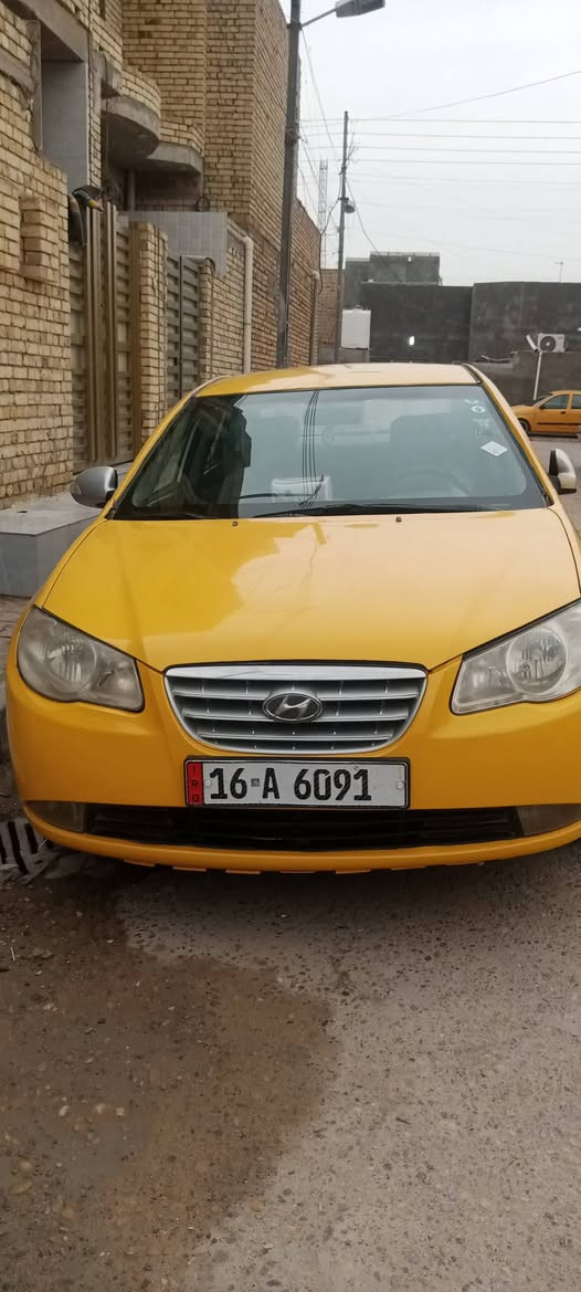 سياره خليجي
بيه ضربه بتكم الفوك الباب مال السايق 
سياره دكشن عالي 
سنويه بسمي 
السعر 90 وبيه مجال حك الجيه
***********
