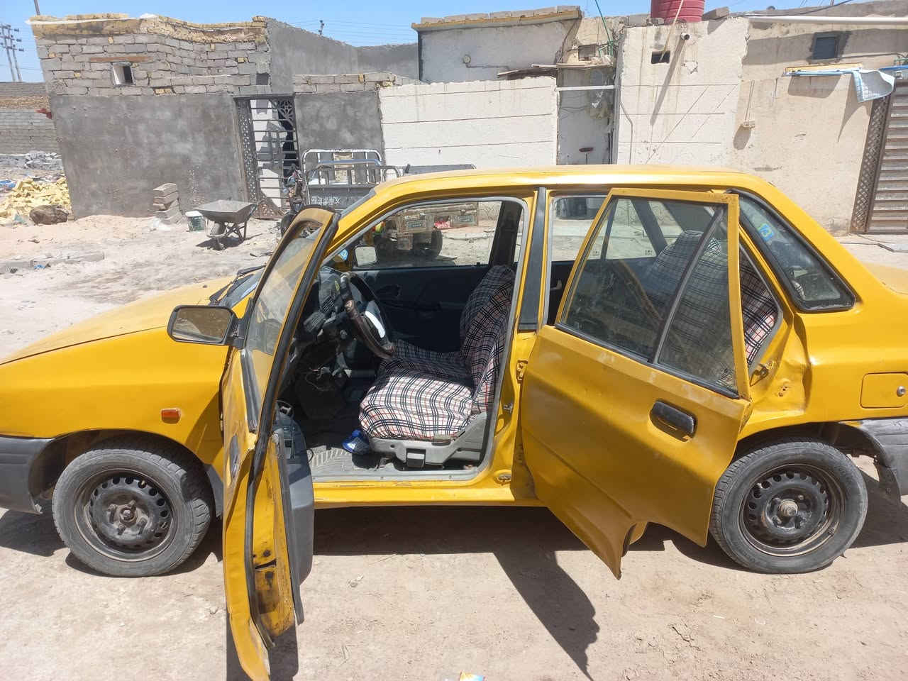 سلام عليكم شباب لحد يتعبني شباب سياره سايبه نضيفه بس الكير الثاني يفلت وبينه خيط شباب سياره نضيفه *********** شباب سياره نضيفه ثاني يوم ادارولك عليهه هيه شباب لحد يتعبني سياره جاهزه مال خبزه قفلهه مليون ٦٠٠ شباب رقم ألماني ذي قار
