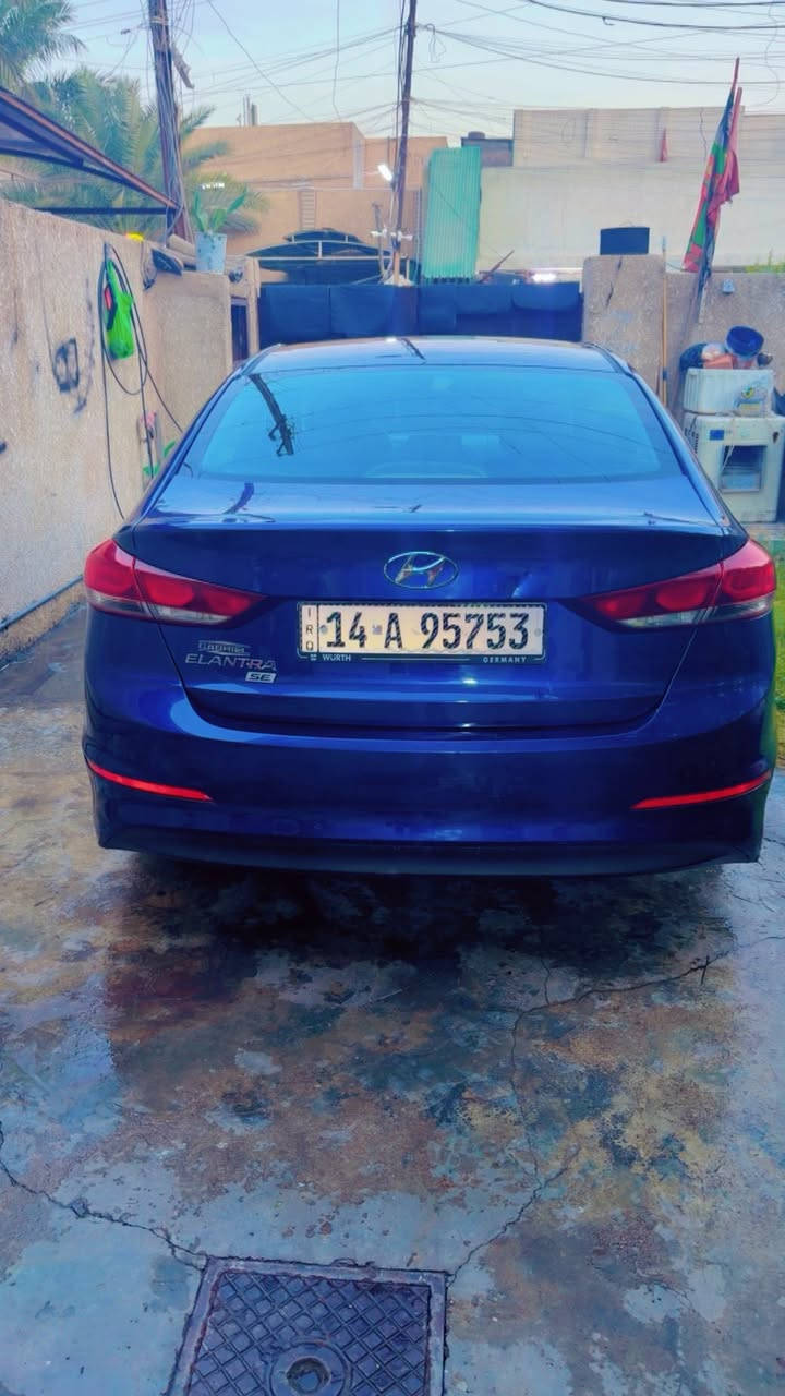 السلام عليكم الإنترة ٢٠١٧ سياره جدا نضيفه كير محرك تبريد صدر امامي خلفي كله جديد وبلادي وارد كندي ضربتهه دعاميه إماميه بس كلش خفيفه  والباقي موضح بالفديو سياره رقم بصره نكليزي مكاني بغداد الجديده  تحويل بغداد ثاني يوم سعر ١٢٠ وبي مجال بسيط ***********
