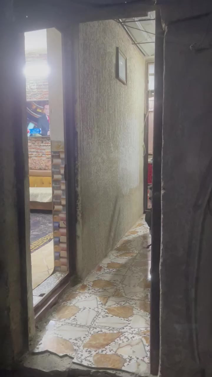 ‏سلام عليكم بيت مساحته 50 متر للبيع فقط سعر مناسب شارع إفران الضياء ثاني بيت عن ركن ￼ الاستفسار مراسلة الصفحة مراجعة مكتب الباشا شارع إفران الضياء بإدارة رضاوا تميمي رقم الهاتف *********** كافة أنواع البيوت عندنا
