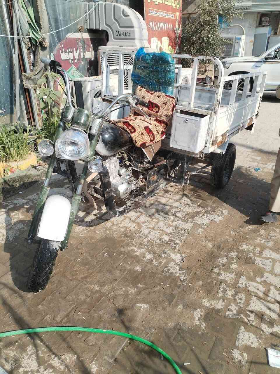 ستوته للبيع موديل 2008 رقم سنويه المكان حي العسكري شارع السبيس بدون راعي مكتب مكتب شارع السعر ب 800 وبيها مجال مكينه 25    ***********
