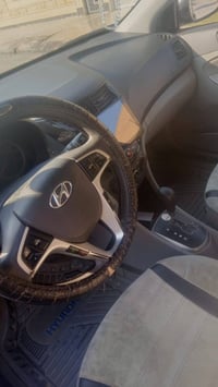 ** للبيع هونداي اكسنت وارد أمريكي *موديل 2017 *اللون رمادي *محرك 4 سلن...