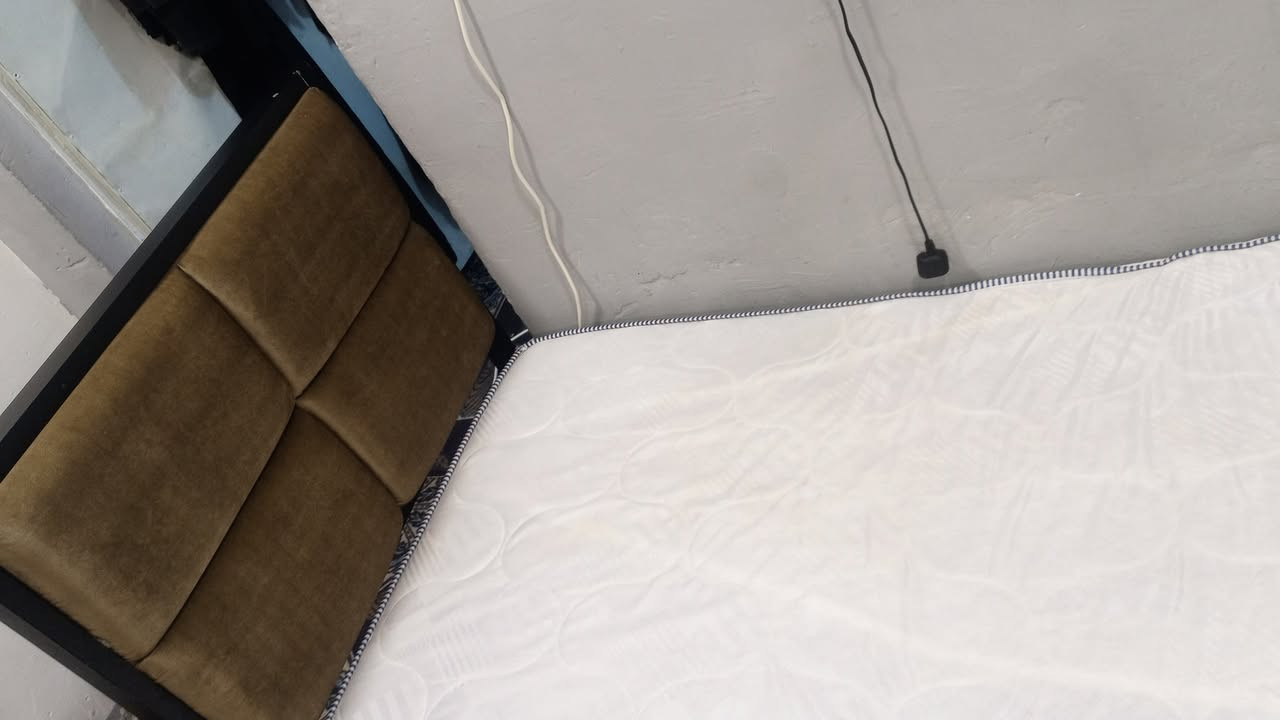 جربايه نفر حديد مع دوشك اسفنج استخدام قليل 
@إشارة


**إذا كنت صاحب هذا الإعلان وتريد حذفه لأي سبب، رجاءا أرسل رسالة إلى الدعم الفني**