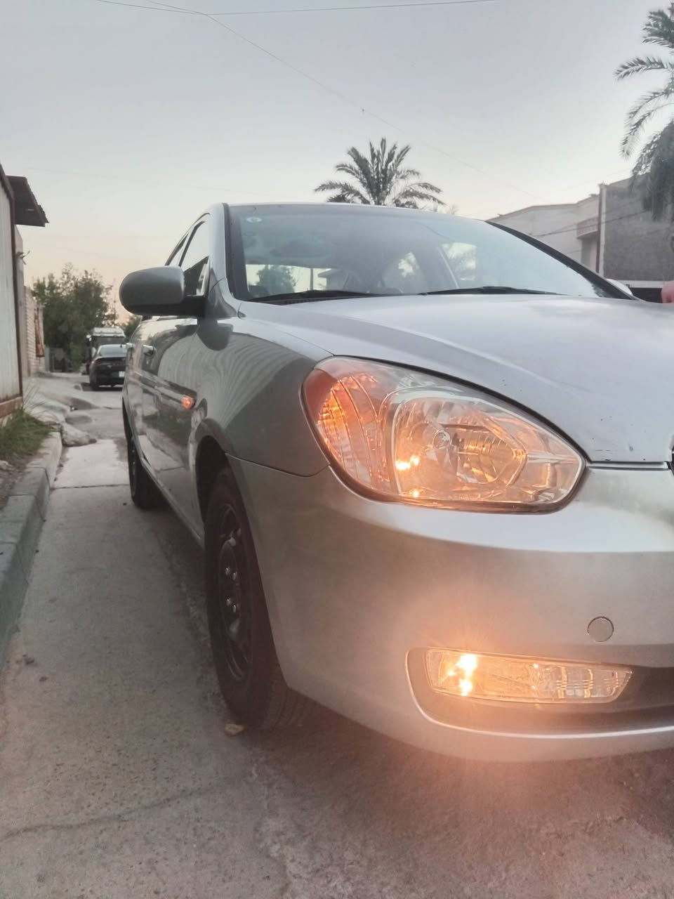 من رخصه الادمن
اكسنت 
مديل 2010
خليجي
حجم مكينه 1600 مرغوب
كير مكينه جيد جدا
فول اوتو 
رقم بغداد دولي
بأسمي
هزه و ارقام جديده
سياره بيها صبغ 3 قطع بدون دواخل اثر شخوط 
شاشه تاب
لايت زنون 
تدفئه تبريد فول
سياره جاهزه 

سعر البيع 78 وبيها مجال حك جيه 

مكاني بغداد الرصافه 

للاستفسار اتصال ع رقم هاتف
***********
