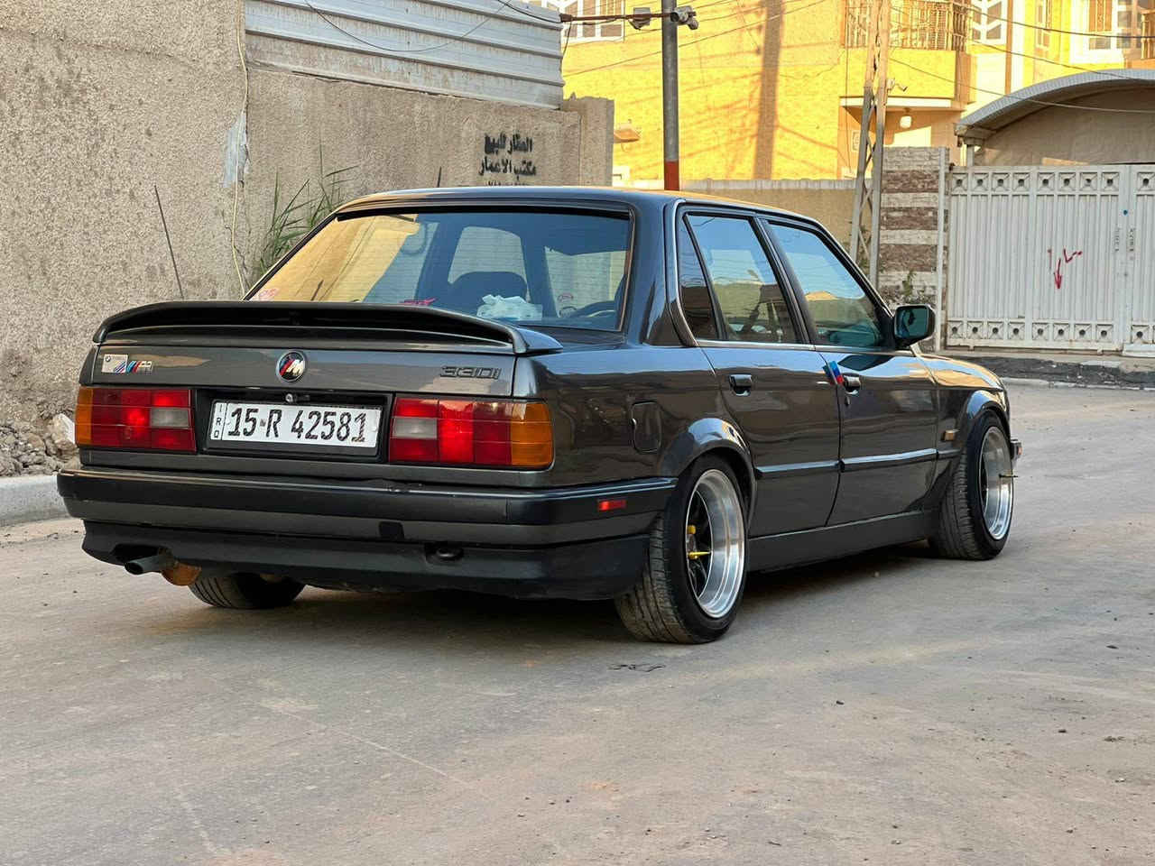 سلام عليكم 

السعر 44وبيه مجال 

بيئم للبيع زعره كير و مكينه. حاويه28صقر  دبل فانوص
موديل 90رقم انبار مشروع وطني تحويل ثاني يوم 

سياره مكفوله من الضربه والخياس فقط 

صبغ عام

سياره مابيه نقص كله جديد 

تخم تاير جديد نقص حداديه اماميه 

غرفه مخمل جديده هيه ولبطاين 

شرط الكهربائيات كله شغاله 

الموقع ميسان :***********
