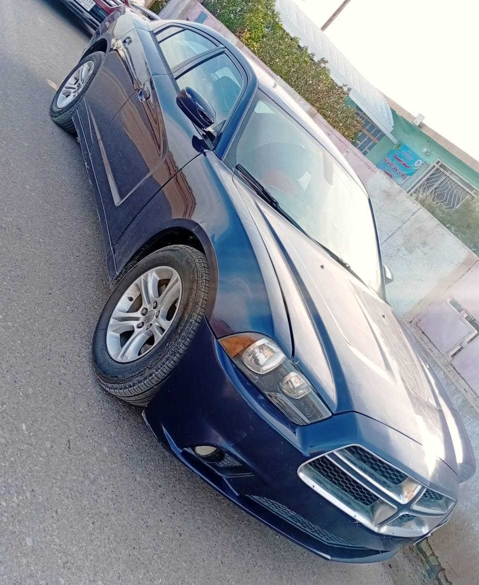 جارجر وارد امريكا 2014 سياره كفاله عامه ظربه تبيدل مكينه كير حداده تبريد  بيه رشات تجميل فقط جاملق 
السعر 130
هاتف *********** شرط مداور
