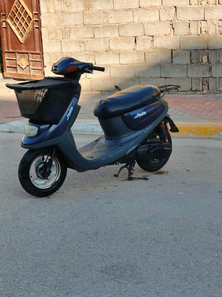 دراجه منغولي للبيع ما مفتوحه مكينه خرسه شلعه وًمعل كهربائياته كله شغاله كفرات كله بلاديه مكاني كربلاء السعًر450 بيه مجال شراي تعال اتصال ***********
