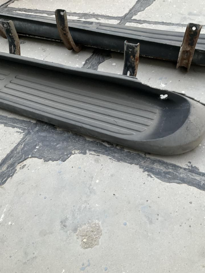 السلام عليكم
ادوات بهبهان تسعينية للبيع
دوسات جانبية السعر ١٠٠ الف
مطريات و كصة بلاستك نظيفات جداً السعر ٧٥ الف

واتساب
***********
