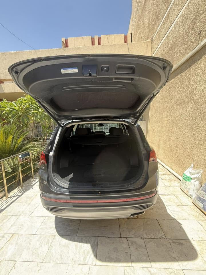 السلام عليكم
هيونداي سنتافي 2023 للبيع

Hyundai Santafe 2023

رقم بغداد الجديد 

كير ومحرك وحجر بيئة بشرط 

4سلندر _ 2.5L

مواصفاتها⬇️

بصمة _ابواب بصمة

شاشة كبيرة _كاميرا خلفية 

تحديد المسار _ مثبت سرعة 

قطعتين تبريد _3 انظمة قيادة

Auto Hold

وبيها هواي مواصفات 
 
***********

