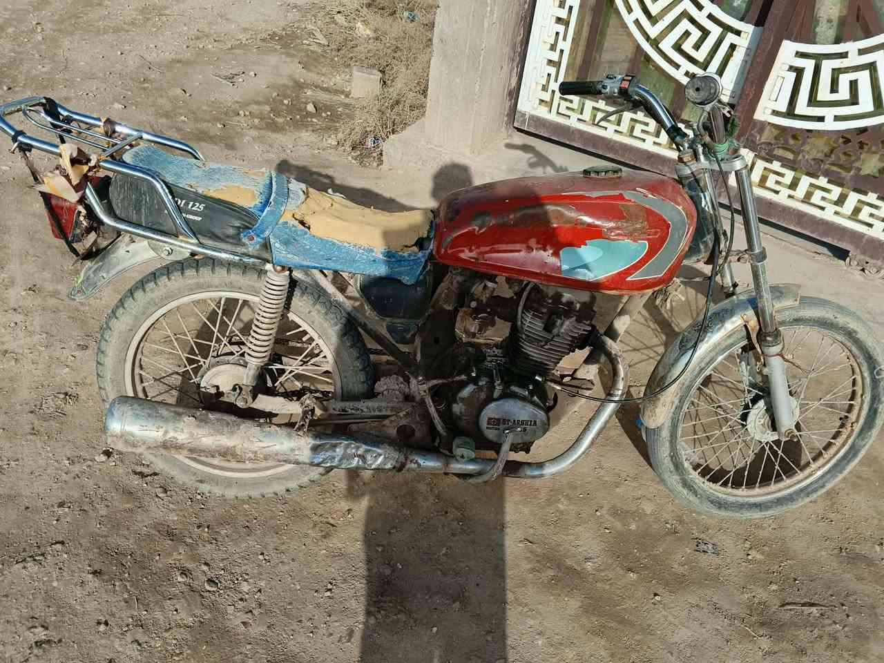 السلام عليكم شباب دراجه للبيع السعر 100,000 وبيها مجال ***********
