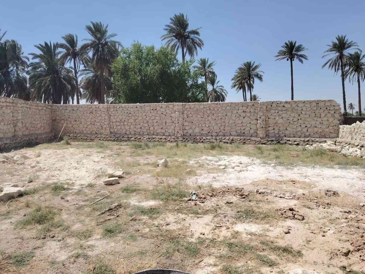 السلام عليكم بناءحجر سيجه جملونات حسينيات بيوت رصف بسعار مناسبه الستفسار *********** بي واساب
