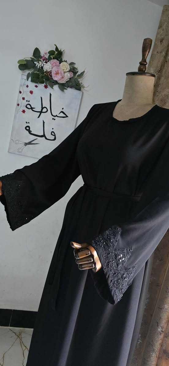 #خياطي_حسب_الطلب
#صايه_السعر ٢٢


**إذا كنت صاحب هذا الإعلان وتريد حذفه لأي سبب، رجاءا أرسل رسالة إلى الدعم الفني**