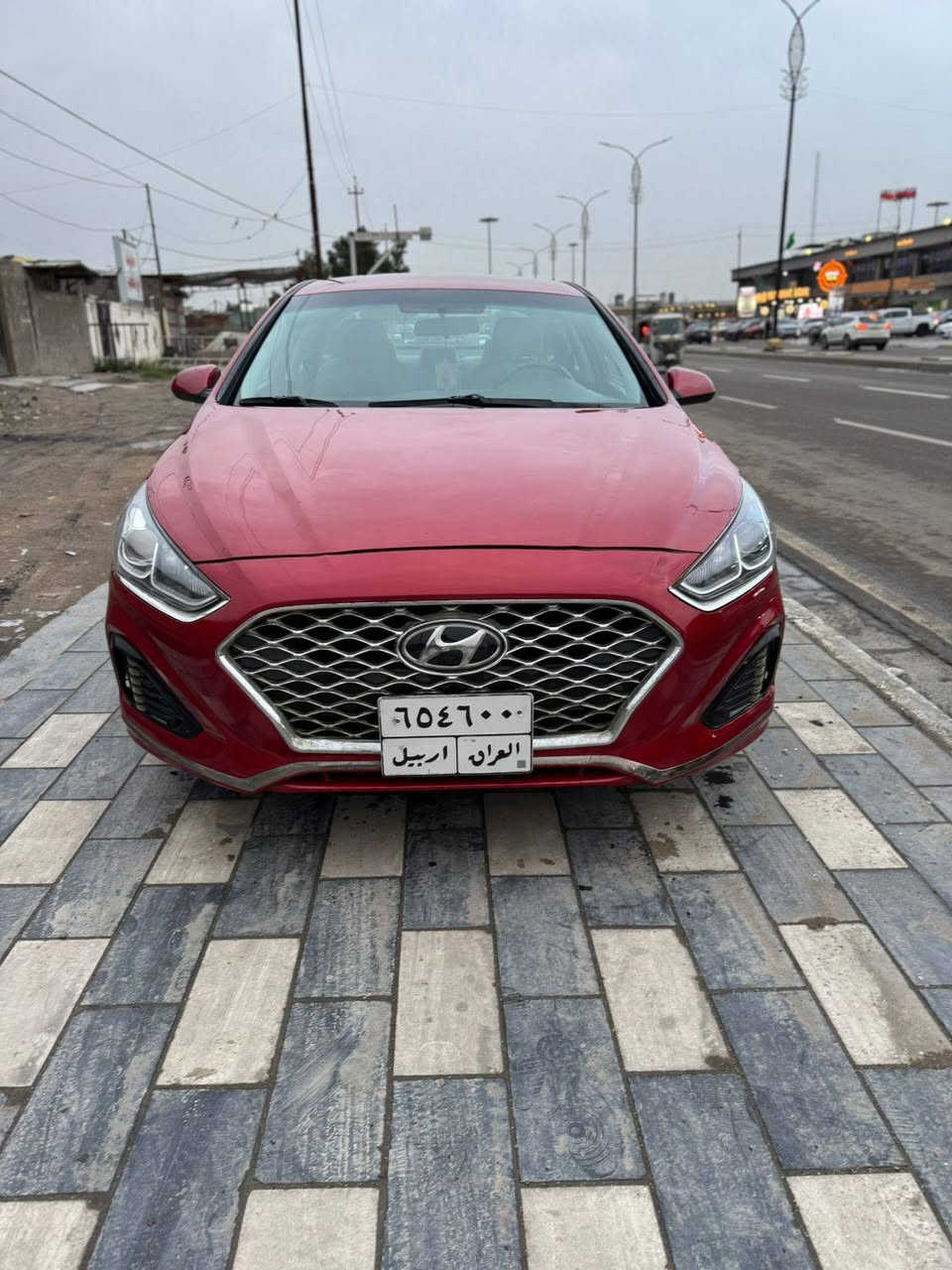 سوناتا للبيع موديل ٢٠١٩ وارد أمريكي محرك ٢٤٠٠ سيارة جديدة وجاهزة محرك كير تخم تاير جديد  تبريد ثلج كل نقص مابيها سيارة حادثها طخطخات فقط مال امريكا بيها اربع صبغ بدون دواخل بجم كبس لغود شواصي مكفولات كفاله وصور حادثها مال امريكا مرفقه وي الصور ماشيه ٤٩ الف سيارة بسمنه تحويل ثاني يوم سعرها 115  ورقه ومكان السيارة بغداد البلديات ***********
