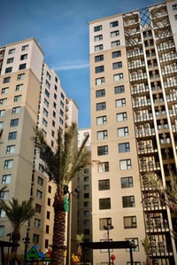 شقة للبيع – مجمع الروان السكني 📐 المساحة: 200 م² 🏢 البناية:R1 🏢 الطابق...