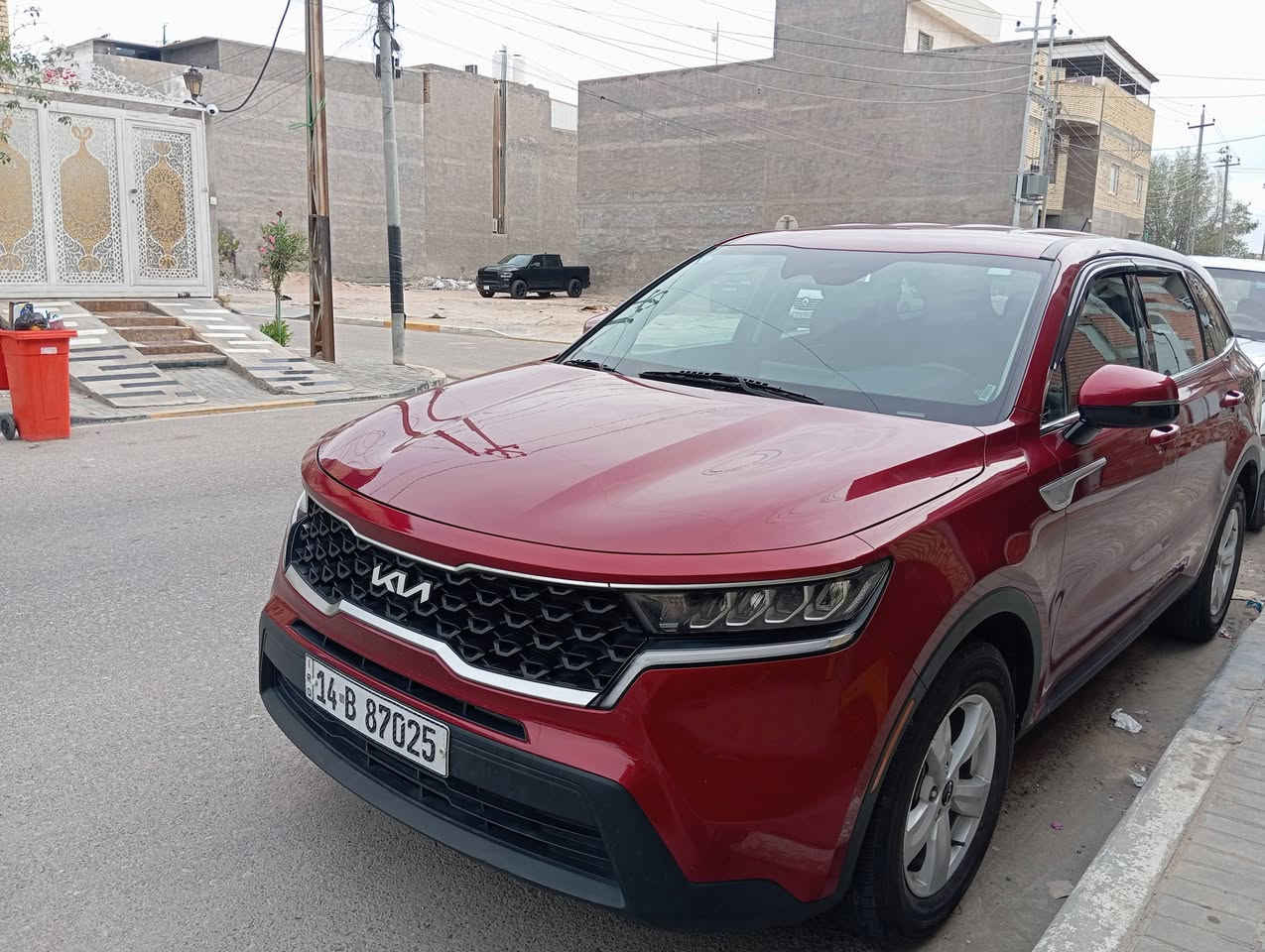 كيا سورنتو موديل 2023
وارد امريكي ماشيه 69 
كفاله عامه ماعدا المؤشر عليه بالصورة رقم بصره باسمنا 7 راكب 
***********
مكان السياره ياسين خريبط 
السعر 225$
