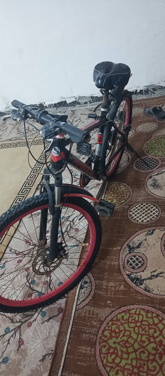 بايسكل للبيع سعر 50 وبي مجال
***********
واتساب
