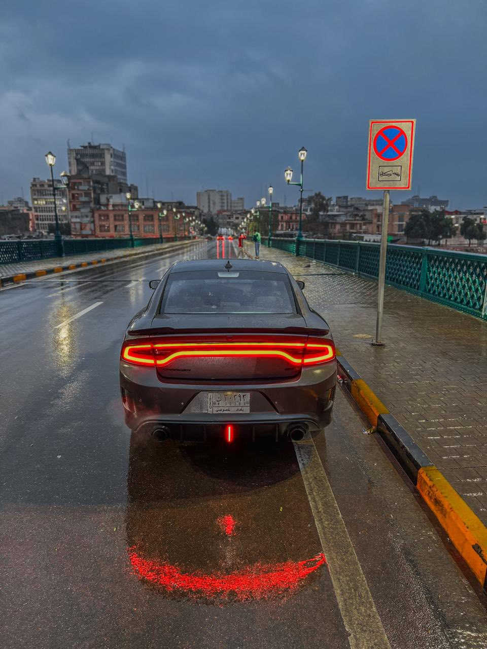 تشارجر GT فل مواصفات 2022:

⸻

🚘 إعلان بيع دودج تشارجر GT – فل مواصفات – موديل 2022 🚘

للبيع دودج تشارجر GT
موديل 2022
فئة GT – فل مواصفات
السيارة بحالة ممتازة جدًا، استخدام شخصي ونظيفة بالكامل.

✅ جميع الصيانات منتظمة
✅ المحرك والكير بحالة ممتازة
✅ لا تحتاج أي مصروف

المواصفات:
 • محرك V6
     •      فتحة سقف
 • ناقل حركة أوتوماتيك
 • شاشة كبيرة تدعم Apple CarPlay & Android Auto
 • كاميرا خلفية
 • حساسات أمامية وخلفية
 • تشغيل بصمة
 • تحكم بالمقود
 • مثبت سرعة
 • أنظمة أمان (ABS – Traction Control – Airbags)
 • جنوط رياضية
 • إضاءة LED
     
🚗 السيارة مريحة وقوية ومناسبة للاستخدام اليومي أو السفر

الضرر: صبغ بنيد فقط+ جاملغ بارد 

💰 السعر: [235]
📍 الموقع: [بغداد]
📞 للتواصل: [***********]
