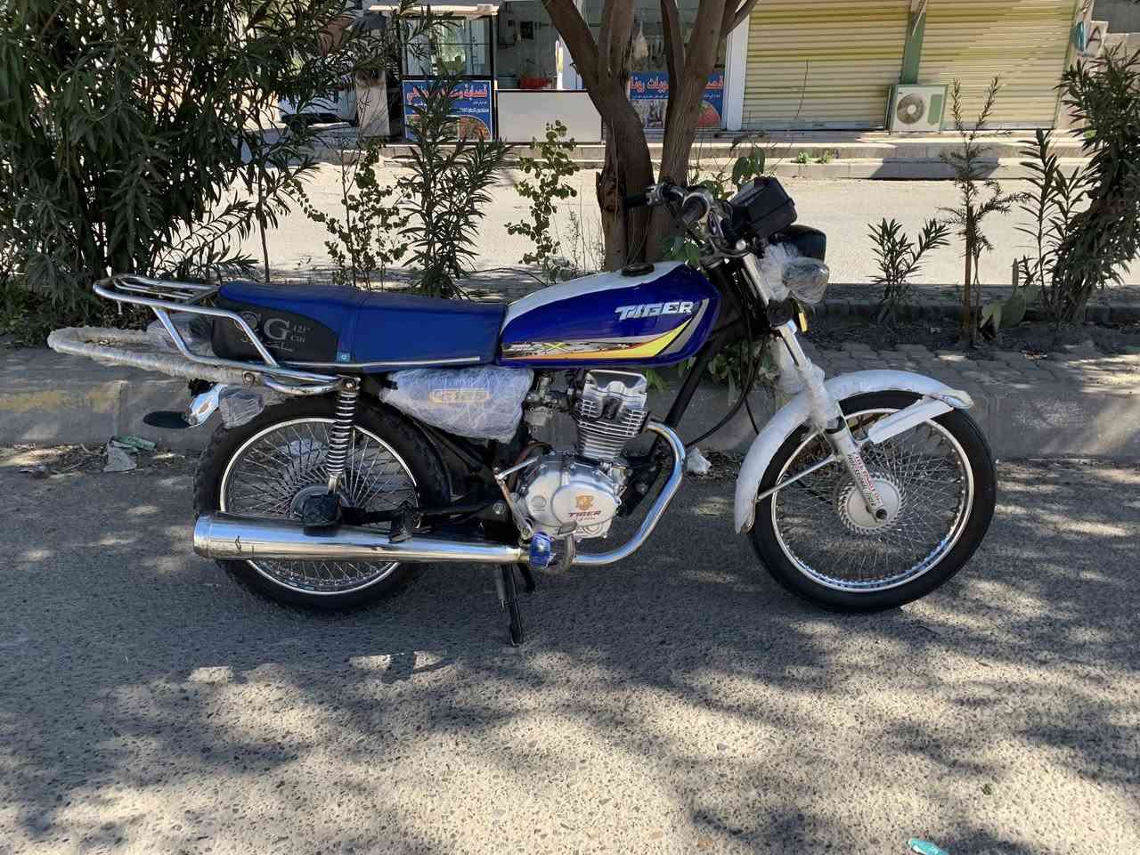 تايكر مديل ٢٠٢٤ محرك مامفتوح لا صرف ولا بخار شلعه ومعدل فول كهربائيات كله شغال سعر ٤٥٠ وبيه مجال قليل  رقمي ***********
