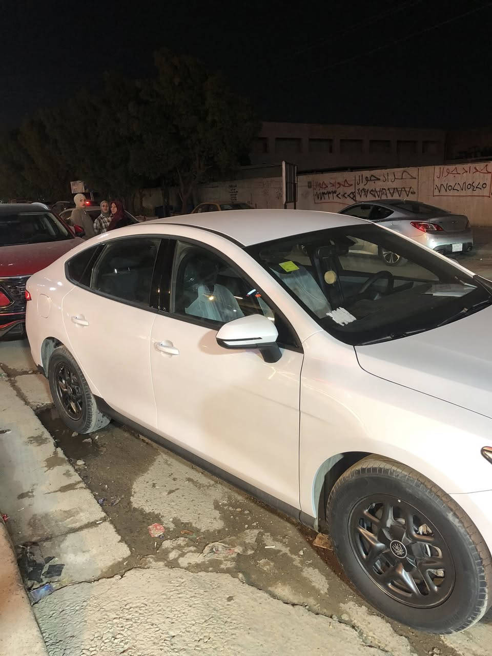 بيوايدي جن بلاس موديل ٢٥ ماشيه ٤ الف ونص مكفوله كفاله عامه مرقم بغداد باسمي تحويل ثاني يوم السعر ١٩ مليون للاستفسار الاتصال ***********
