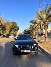 توسان موديل 2022 بدون حادث سرقه بنيد وجاملغات اماميه ودعاميات فقط وبيه...