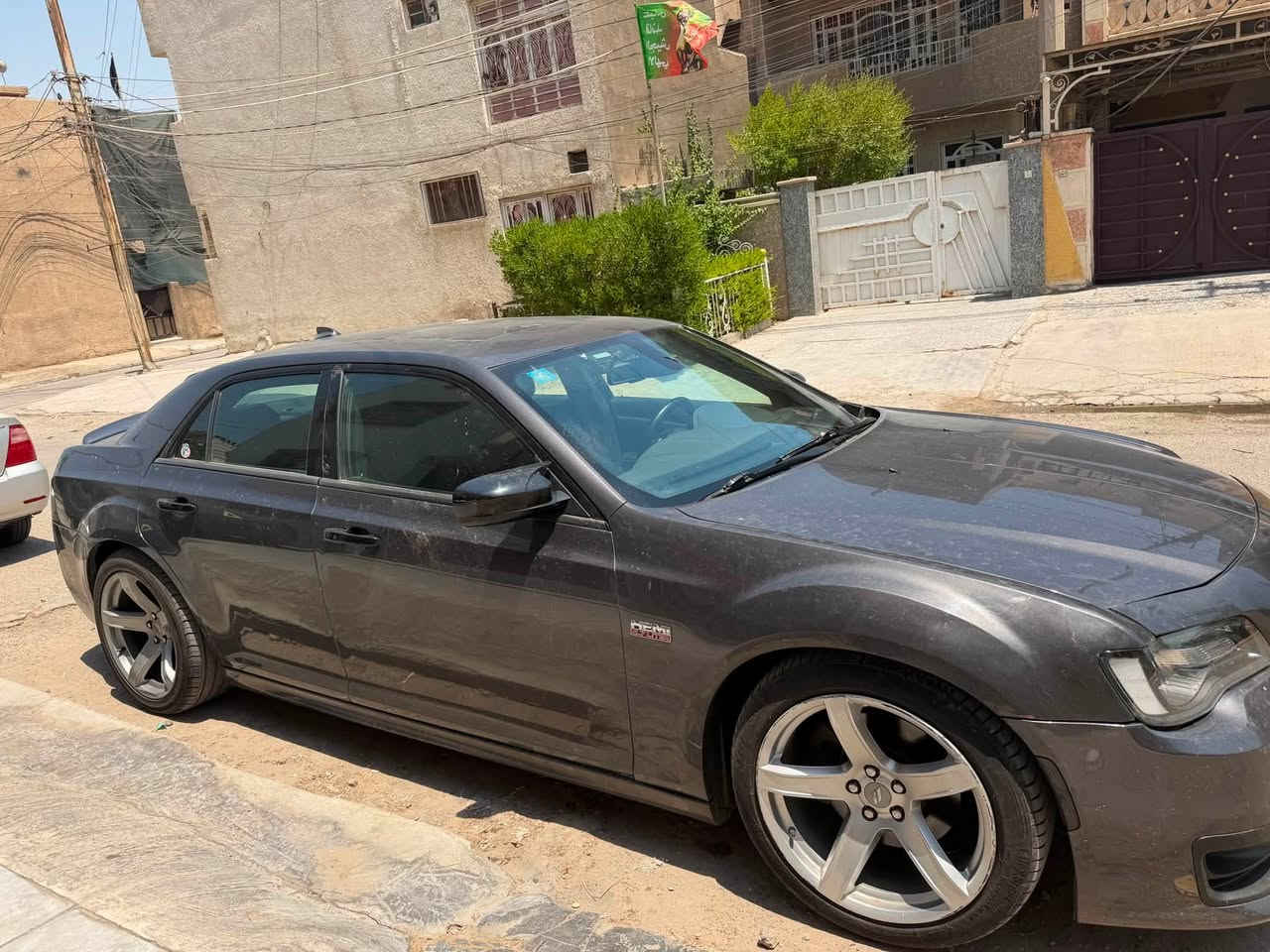 اوباما كرايسلر S 2020
 5700 RT
رقمها بغداد بااسمي سنويتها
لل2027
حادثها دعامية امامية + جاملغ خلفي الايسر نص صبغ
ماشيه 100 الف كيلو
مواصفاتها
1. بانوراما
2. كشنات جلد تدفئه وحضن
3. شاشه جبيره
4. ويل 20SRT نجمه
5. لايت زنون
6 تحكمات دركه
7. مانع انزلاق + مود درايف سبورت
8 گير ومحرك مكفوول
رقم الواتساب ***********
 السعر 194$
2C3ССABTXLH137355
