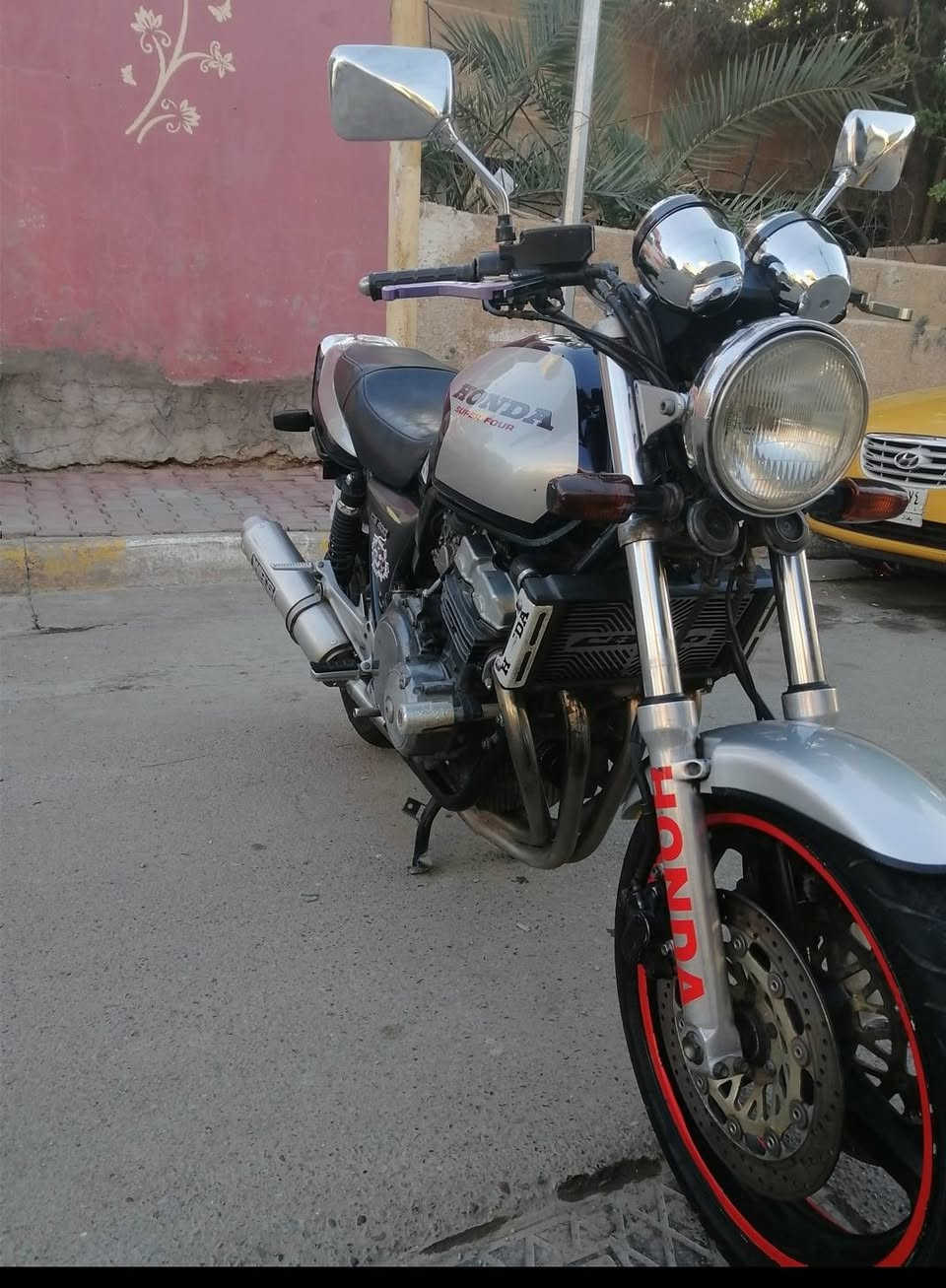سلام عليكم دراجه سيبي فور جيل اول سعر ١٥ مكاني بغداد ***********
