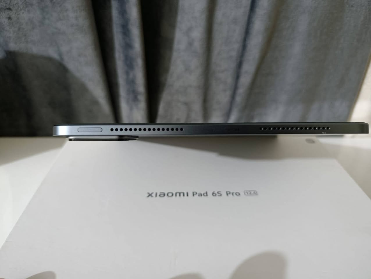 شاومي باد 6s pro مستعمل اخو الجديد حجم شاشه 12.4 كلش مفيد بالدراسه و حتى الالعاب ، شحن سريع 120w 
ملحقاته كامله و وياه كفر جلد اصلي 
السعر 600 وبي مجال للشراي مكاني بغداد الدوره + اكو توصيل 
واتساب : ***********

