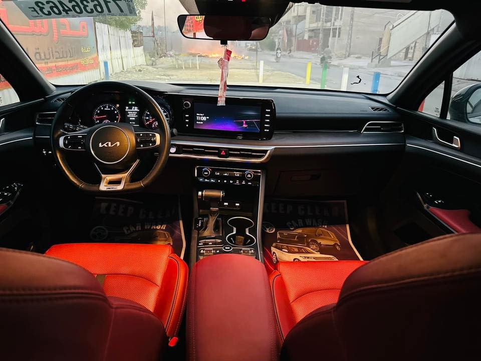 السلام عليكمً...
كي فايف للبيع 
ماشيه 26الف مايل
كير مكينه مكفولات 
رقم بغداد  جديد بأسمي  
Kia K5 2023 GT line
محرك 1.6 تيربو حادث صندوك 
***********
