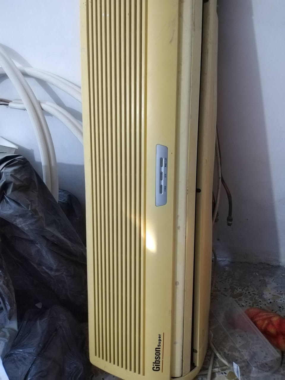 سبلت للبيع طنين جنرال اب بغداد اب ٢٢٥ الف شغال كامل ***********
