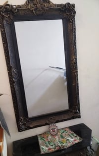 للبيع • عليه مجال • ديكور