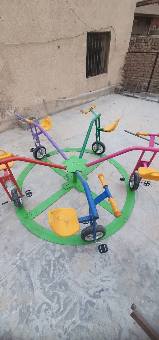 اكتب تم ارسلك السعر 

🎉 ألعاب أطفال للحدائق والبيوت
نوفر لكم ألعابًا مميزة تضيف الفرح والمرح لأطفالكم 👧🧒
✔ مراجيح متعددة وآمنة
✔ لعبة الدوران بالدراجات الممتعة
✔ لعبة كبان (قفاز) 
✔ جودة قوية تتحمل الاستخدام
✔ مناسبة للسطوح والحدائق والمدارس
اجعلوا أوقات أطفالكم مليئة بالضحك والحركة 🌈
للبيع بسعر مناسب وإمكانية التوصيل.


**إذا كنت صاحب هذا الإعلان وتريد حذفه لأي سبب، رجاءا أرسل رسالة إلى الدعم الفني**