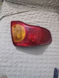 بك لايت يسره كورلا ٢٠٠٨ سعر ٣٠ ٠٧٨١١٧٧٤٣٢٥ مكان بغداد الجديده