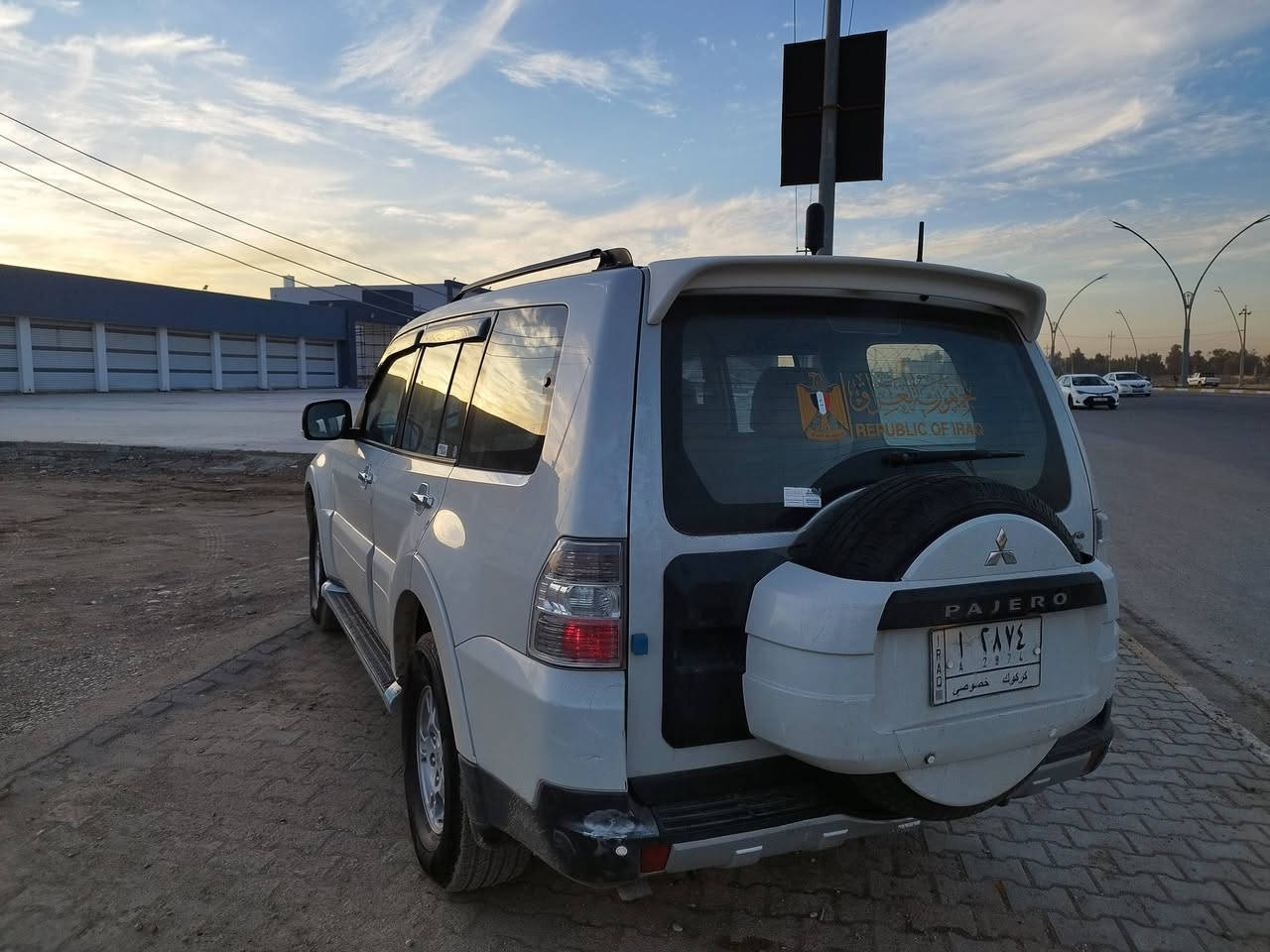 باجيرو 2009رقم كركوك مشروع وطني شرط تحويل مباشر سيارة قطره صبغ مابي 
كير محرك بشرط تخم تايرات جديد صدر امامي خلفي جديد باتري جديد دوشمه جديدة شاشة حجم كبير وشاشتين صغير3شاشات كهربايات كله شغله تفئه تبريد مركزي بيع او مراوس حسب الغناعه/ سعره 130***************
مكاني كركوك
