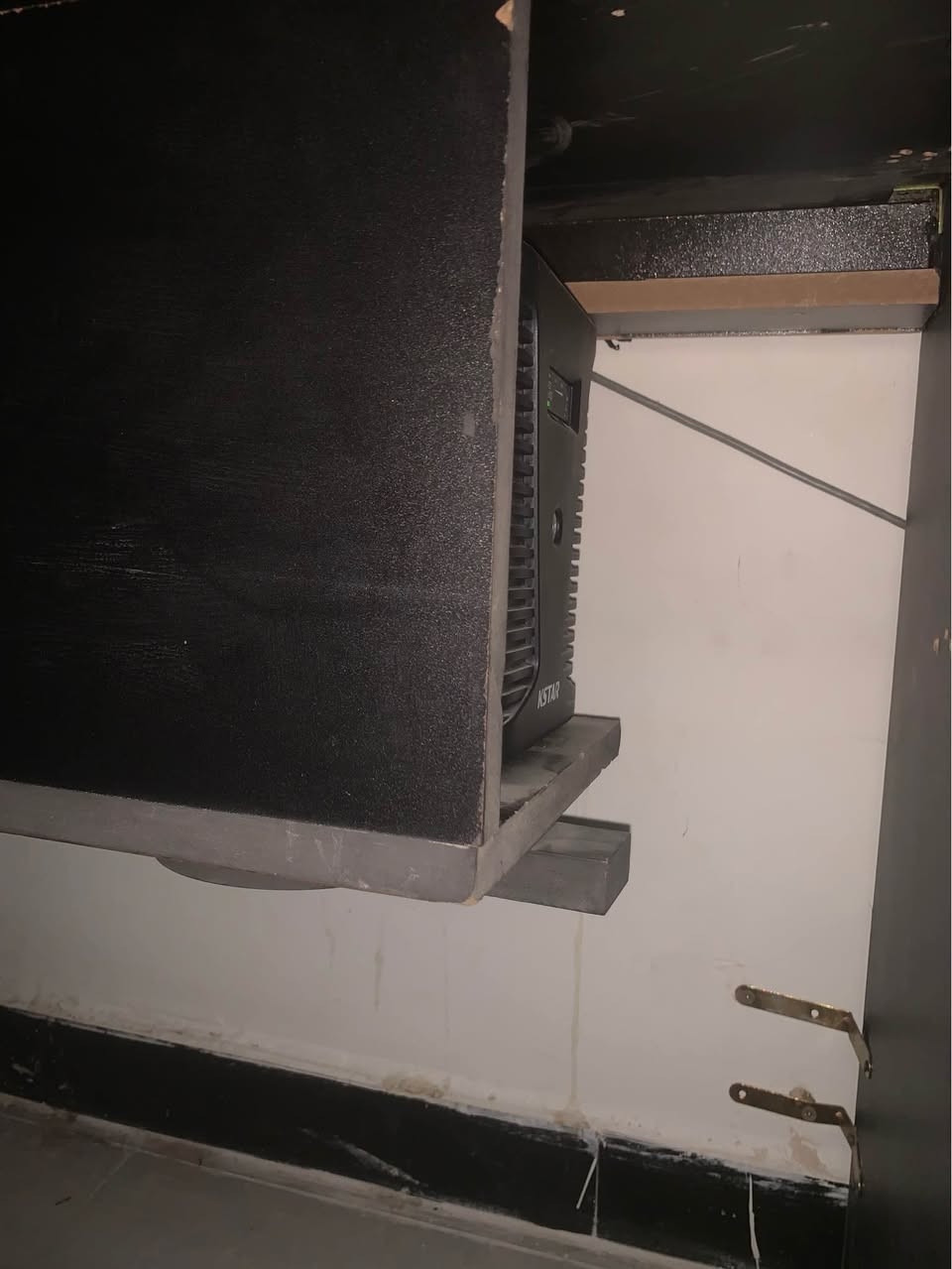 ميز mdf تصميم مقوس تركي تفصال درجه اولى 100x120 نزل 60 ارتفاع 60 جديد رف كيبل مانجمنت رف ups ستاند سماعه
الدوره البوعيثه 
***********
175 بي مجال حق الجيه بغداد, العراق
