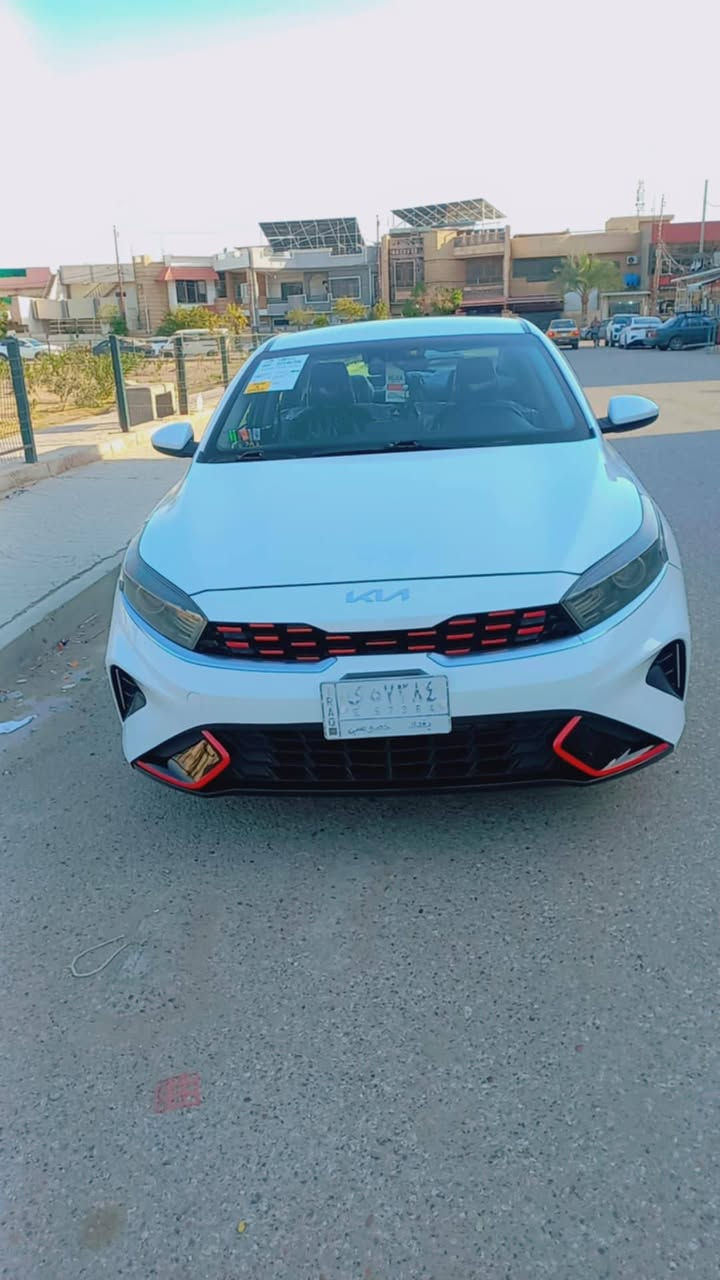 السلام عليكم كيا فورتي٢٠٢٣ امريكي نص مواصفات حادث موضح بالصور تبديل بس دعاميه بدون صبغ ايرباك دركه بيه بارد جاملغ خلفي شبر  كيربلدي محرك2000دوش ماشيه 57سعر152وبيه مجال
نظيفه بالعافيه على ياخذه غير متواجد على فيسبوك موبايل ***********
