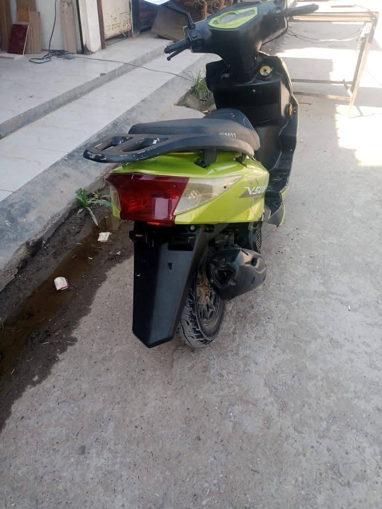 سلام عليكم دراجه سكنس للبيع مديل 2023 تشتغل على بصمه كهربايات شغاله مكان ديالى بعقوبه


**إذا كنت صاحب هذا الإعلان وتريد حذفه لأي سبب، رجاءا أرسل رسالة إلى الدعم الفني**