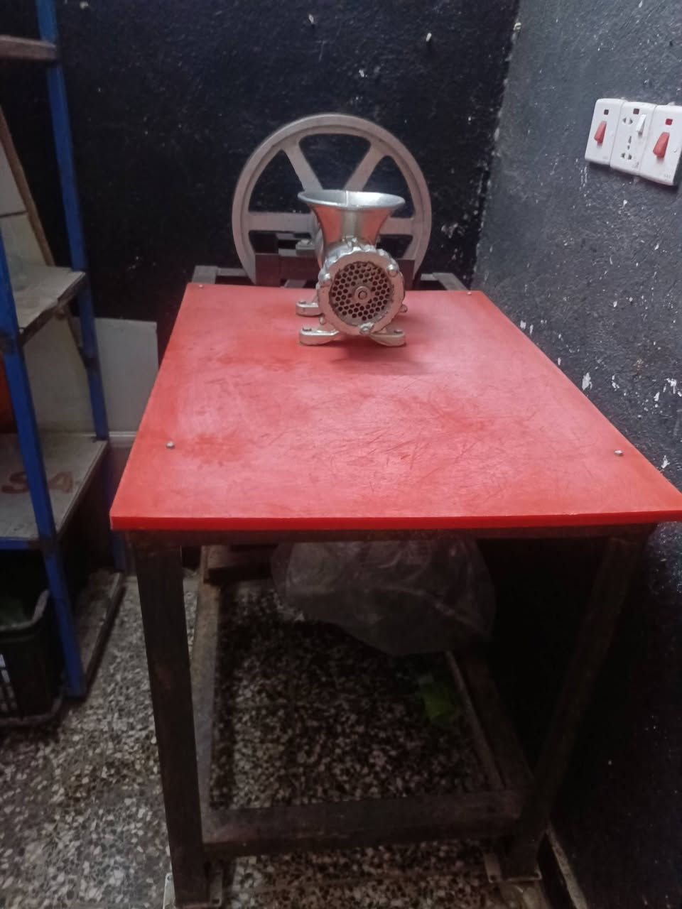 مثرامة لحم نظافة 90بالمية
للبيع التفاصيل عالوتساب ***********
بغداد الحسينيه مدخل شارع أبو سمير
