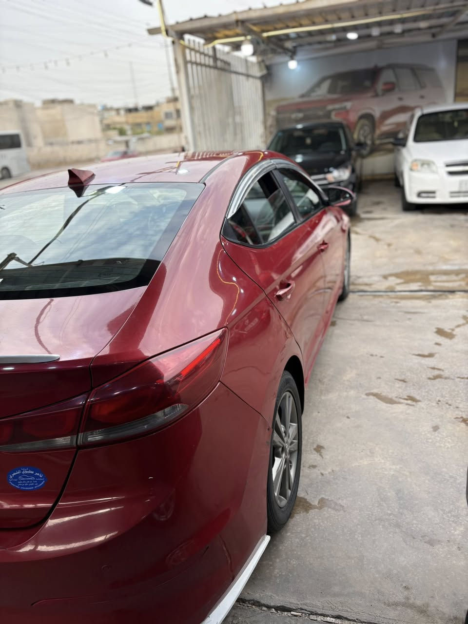 السلام عليكم
سياره هونداي النترا 
موديل 2017
بيها صبغ بنيد  بامريكا والعراق. شويه صبغ بل جاملغ الخلفي 
بدون ايرباك السياره 
السعر 125$ وبيها مجال 
لتواصل ‭***********
العنوان بغداد الجديده
